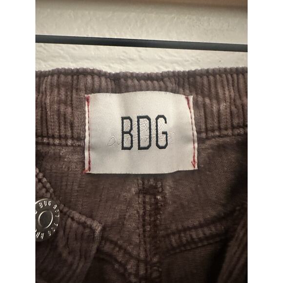 BDG Urban Outfitters High & Wide Chunky Corduroy Wide Leg Pants Size 26 - Picture 4 of 5